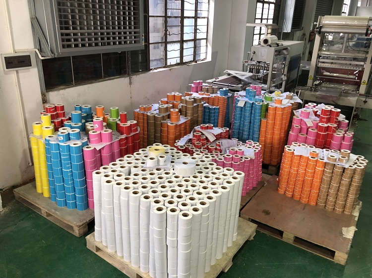 product-750-562 Custom Size Self Adhesive White Paper Wash Care Thermal Label Jumbo Roll Manufacturer
