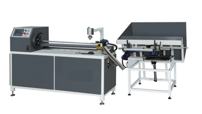 Máquina de corte de núcleo de papel automático CW1300C